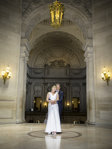 in der City Hall von San Francisco einen standesamtlichen Termin für die Hochzeit vereinbaren um auf deutsch zu heiraten